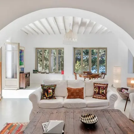 Thalia - 4 Bdrm - In 200m - Mg Villa *