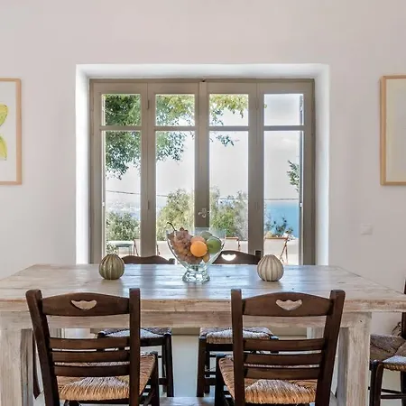 Thalia - 4 Bdrm - In 200m - Mg Villa *