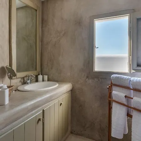 Villa Thalia - 4 Bdrm - In 200m - Mg